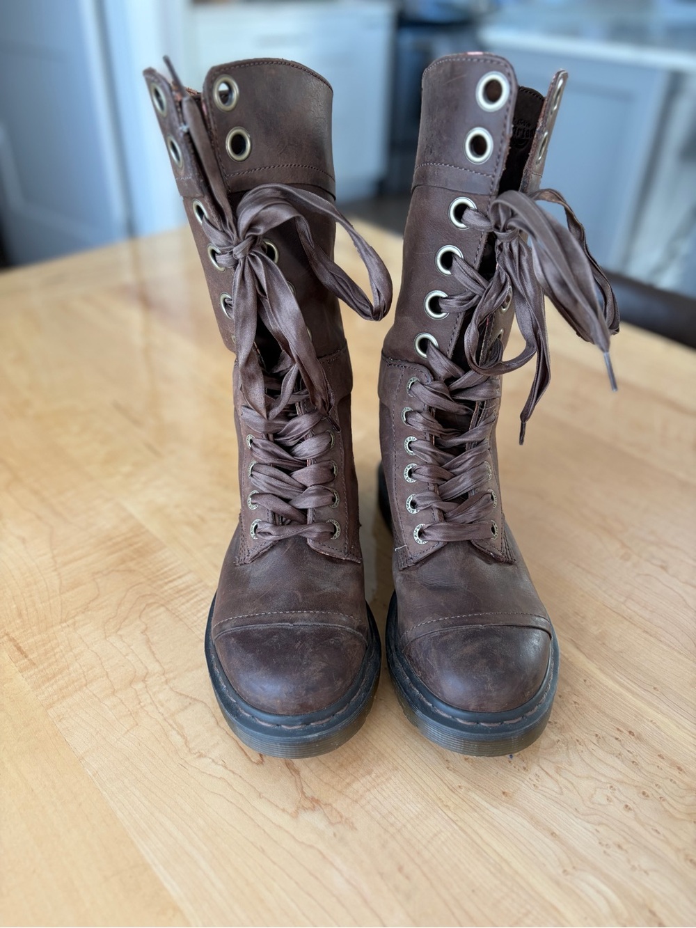 Dr. Martens Brown Leather Floral Combat Boots Women’s Size 8